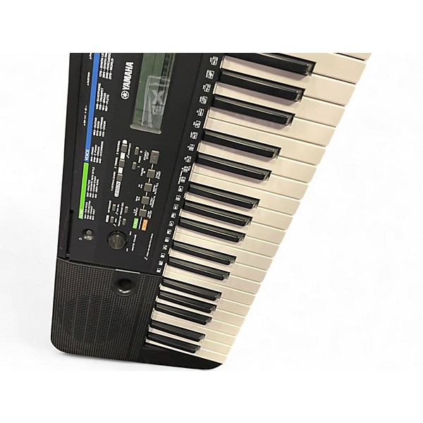 Used Yamaha PSRE253 61 Key Portable Keyboard