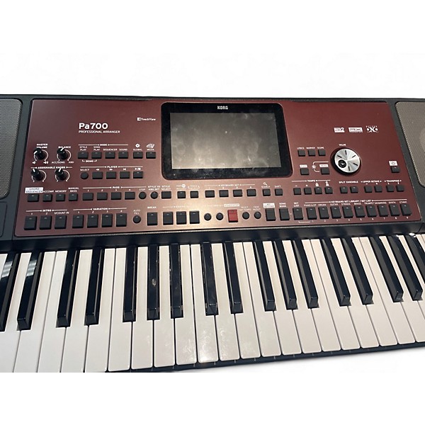 Used KORG PA700 Arranger Keyboard