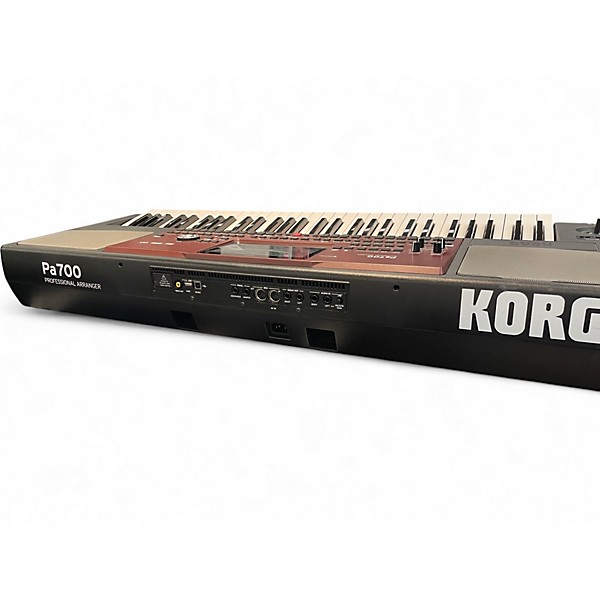 Used KORG PA700 Arranger Keyboard