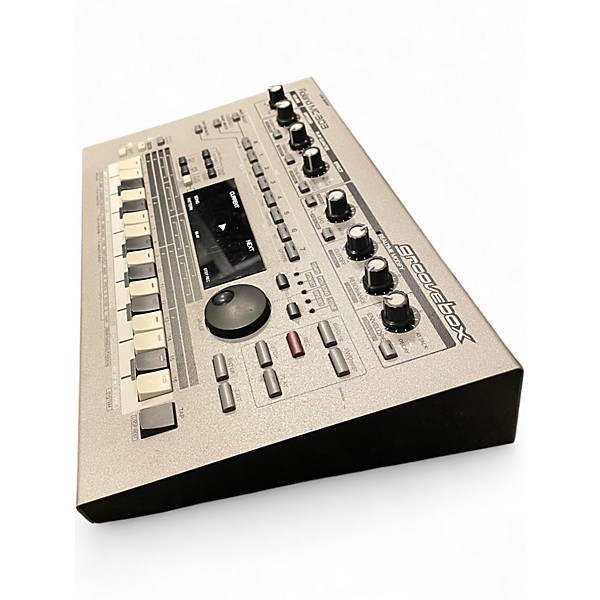 Used Roland MC-303 GROOVEBOX
