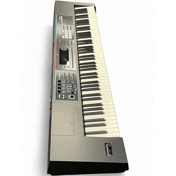 Used Roland JUNO DS88 Synthesizer