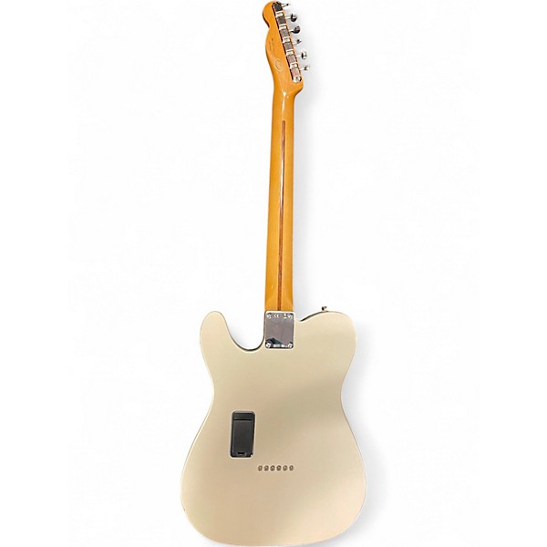 Used Fender FSR STRATOCASTER Blizzard Pearl Solid Body Electric Guitar