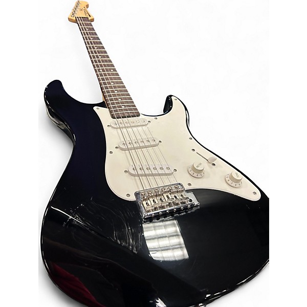 Used Yamaha ETERNA GLOSS BLACK Solid Body Electric Guitar