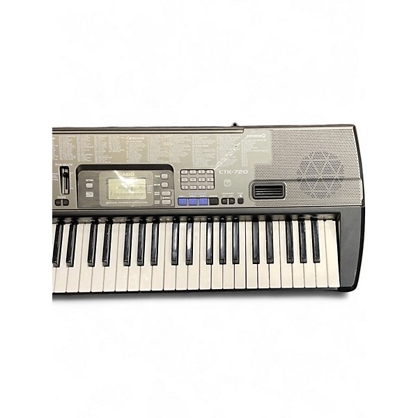 Used Casio CTK720 61-Key Portable Keyboard