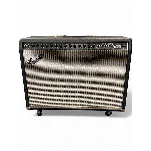 Used Fender Ultimate Chorus Guitar Combo Amp