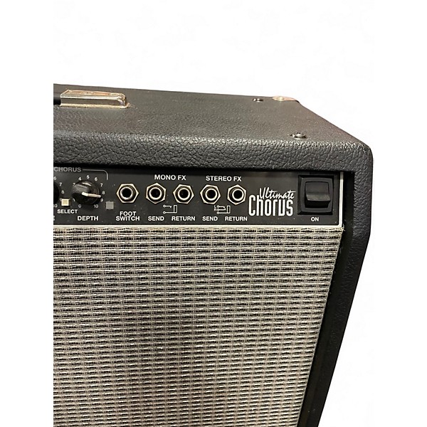 Used Fender Ultimate Chorus Guitar Combo Amp