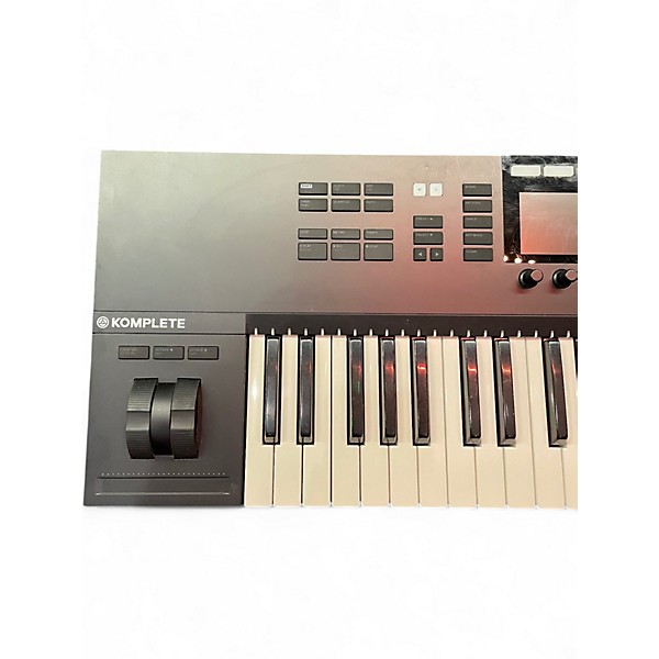 Used Native Instruments Komplete Kontrol S49 MIDI Controller