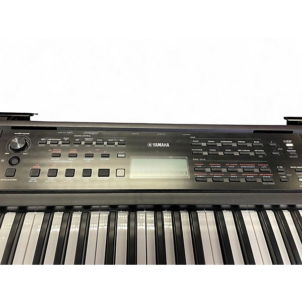 Used Yamaha PSR E383 Portable Keyboard