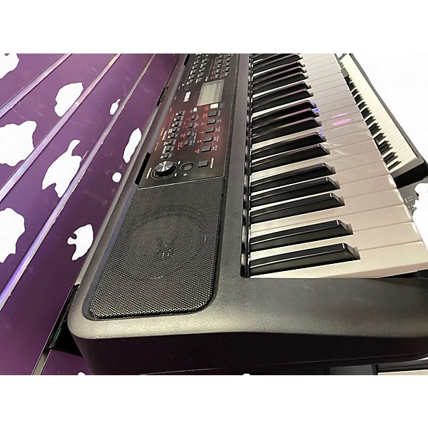 Used Yamaha PSR E383 Portable Keyboard