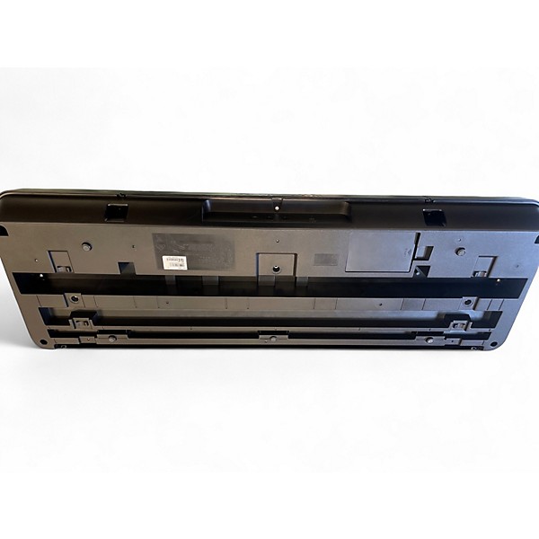 Used Yamaha YPT255 61 Key Portable Keyboard