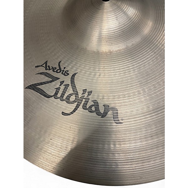 Used Zildjian 18in avedis a medium crash Cymbal