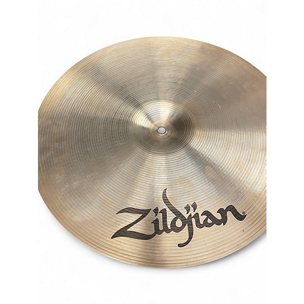Used Zildjian 17in avedis a medium crash Cymbal
