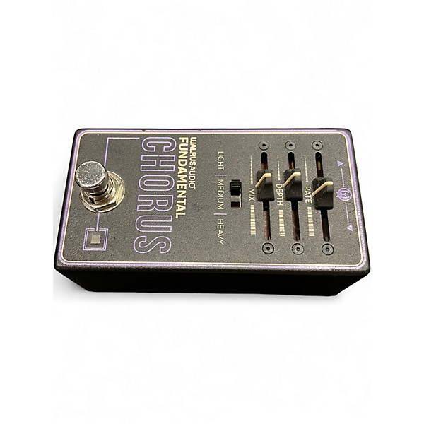 Used Walrus Audio FUNDAMENTAL CHORUS Effect Pedal
