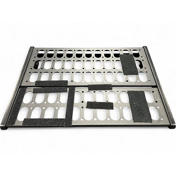 Used Livewire PB400 Pedal Board