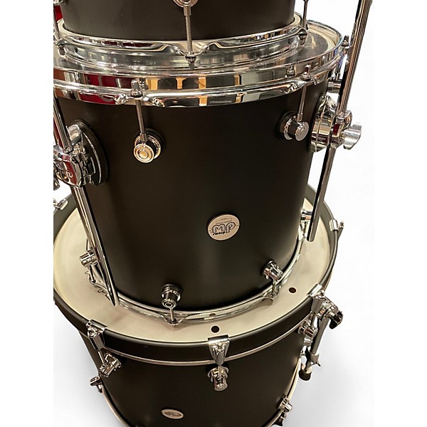 Used DW 4 Piece Design Series Black Drum Kit