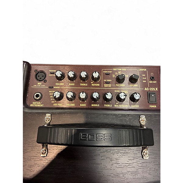 Used BOSS AC22LX Battery Powered Amp