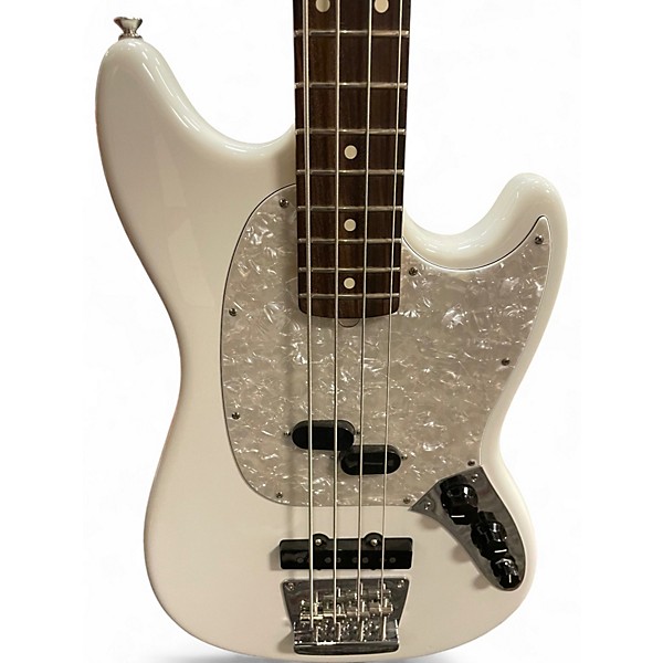 Used Fender American Performer Mustang Bass Alpine White Electric Bass Guitar