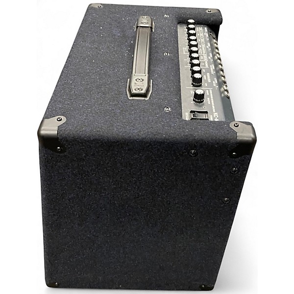 Used Roland KC400 Keyboard Amp