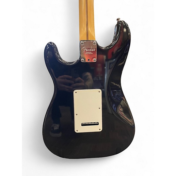 Used 1999 Fender American Standard Stratocaster Black Solid Body Electric Guitar
