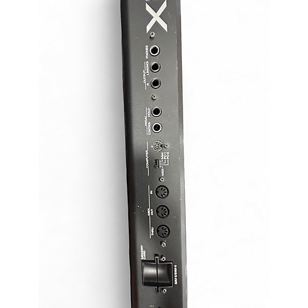 Used Roland Xp-30 Keyboard Workstation