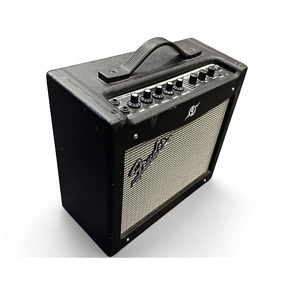 Used Fender Mustang I V2 20W 1X8 Guitar Combo Amp