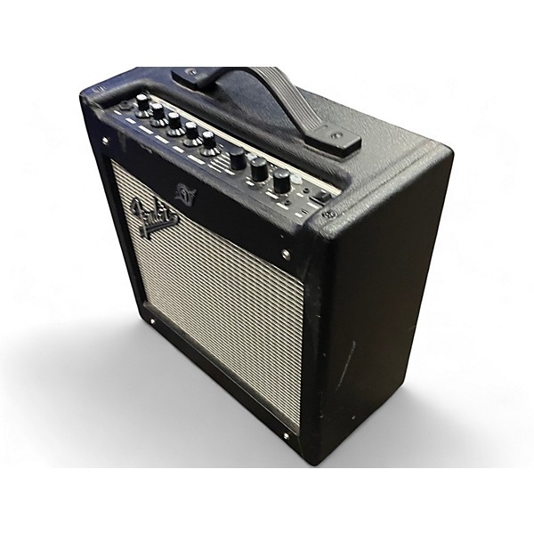 Used Fender Mustang I V2 20W 1X8 Guitar Combo Amp