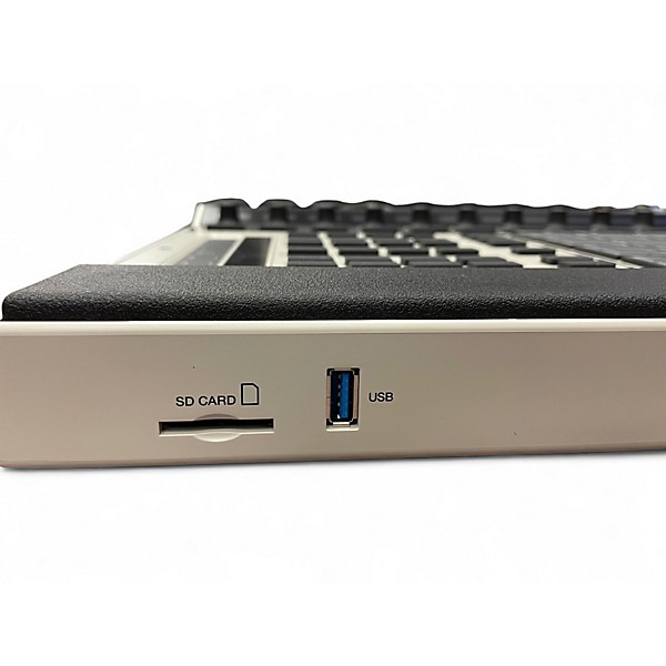 Used Akai Professional MPC XL Production Controller