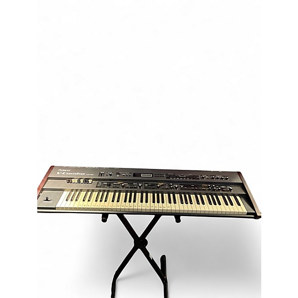 Used Roland vr760 Synthesizer