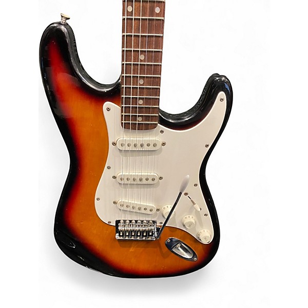 Used Squier By Fender 95 Korean Stratocaster 3 Color Sunburst Solid Body Electric Guitar
