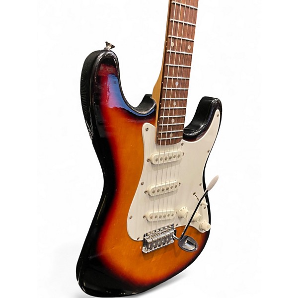 Used Squier By Fender 95 Korean Stratocaster 3 Color Sunburst Solid Body Electric Guitar