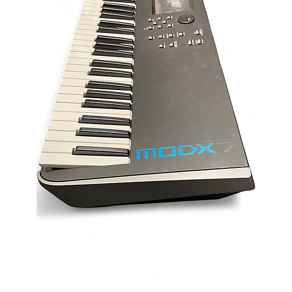 Used Yamaha MODX7 Synthesizer