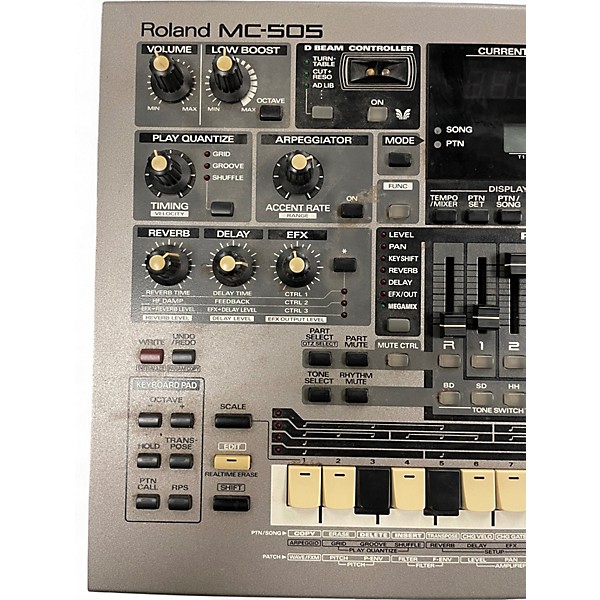 Used Roland MC-505 GROOVEBOX Production Controller