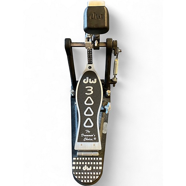 Used DW 3000 Series Single Single Bass Drum Pedal
