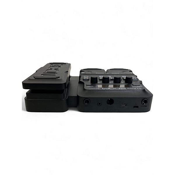Used Zoom g1x four Effect Processor