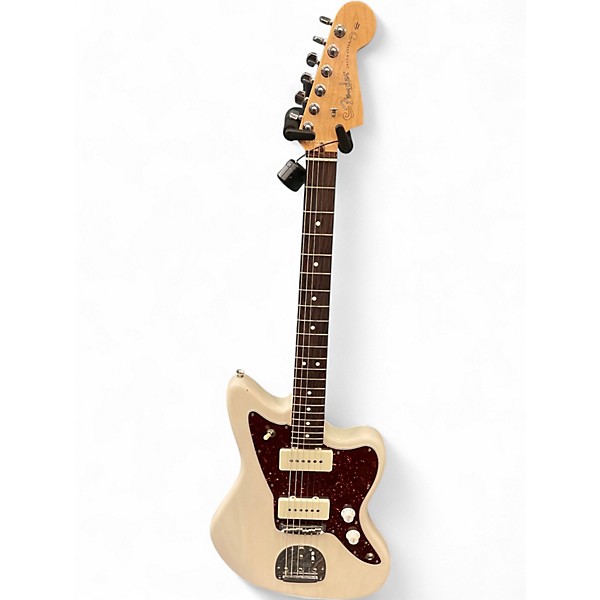Used Fender Limited Edition American Professional Jazzmaster® White Blonde Solid Body Electric Guitar