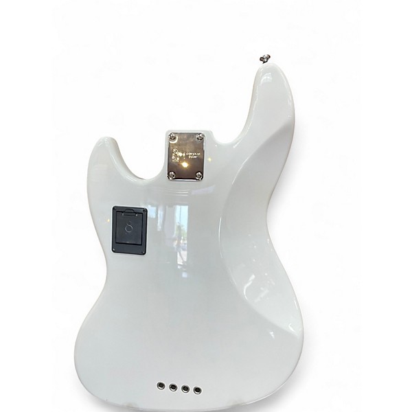 Used Sire MARCUS MILLER V8 Alpine White Electric Bass Guitar