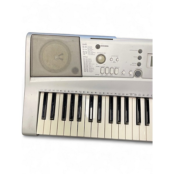 Used Yamaha YPT-300 Keyboard Workstation