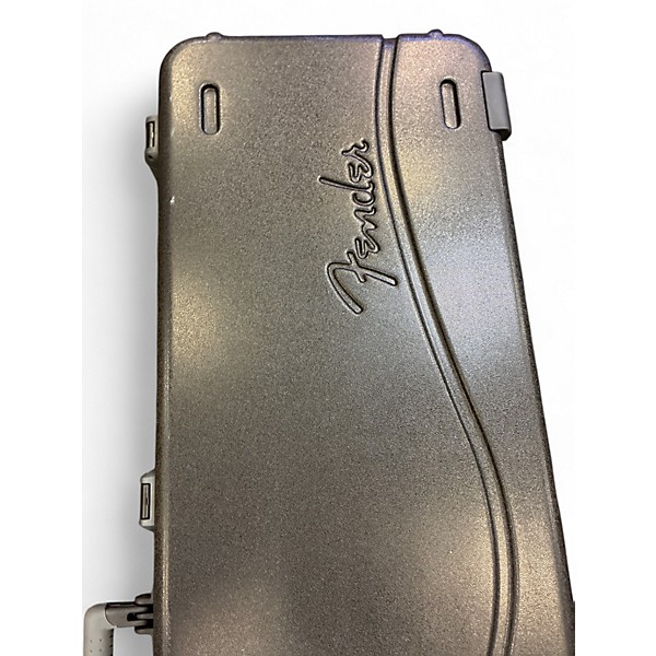 Used Fender molded jazz bass hard case Bass Case