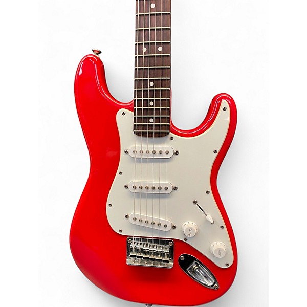 Used Squier Mini Affinity Stratocaster Red Electric Guitar