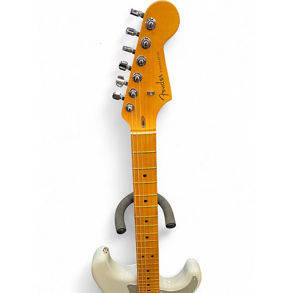Used Fender American Ultra II Stratocaster White Solid Body Electric Guitar