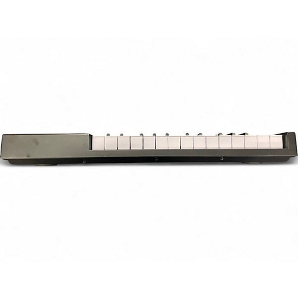 Used Alesis V25 25 Key MIDI Controller