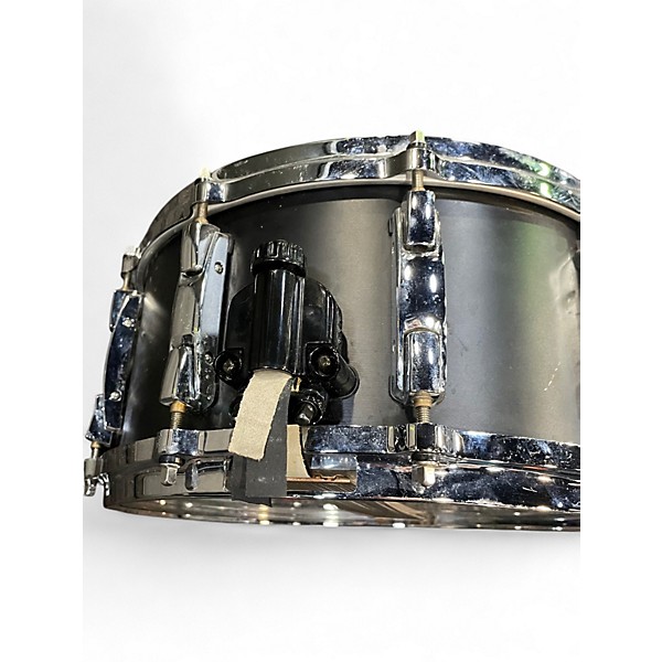 Used Pearl 14in ULTRACAST SNARE BLACK Drum