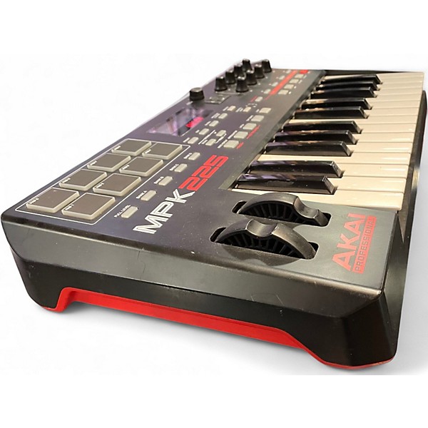 Used Akai Professional MPK225 25-Key MIDI Controller