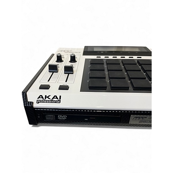 Used Akai Professional MPC 2500LE Production Controller