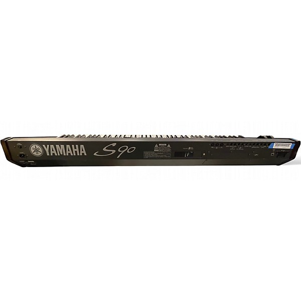 Used Yamaha s90 Keyboard Workstation