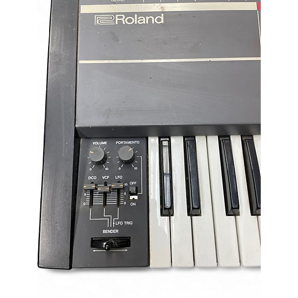 Vintage 1980s Roland JUNO 106 Synthesizer