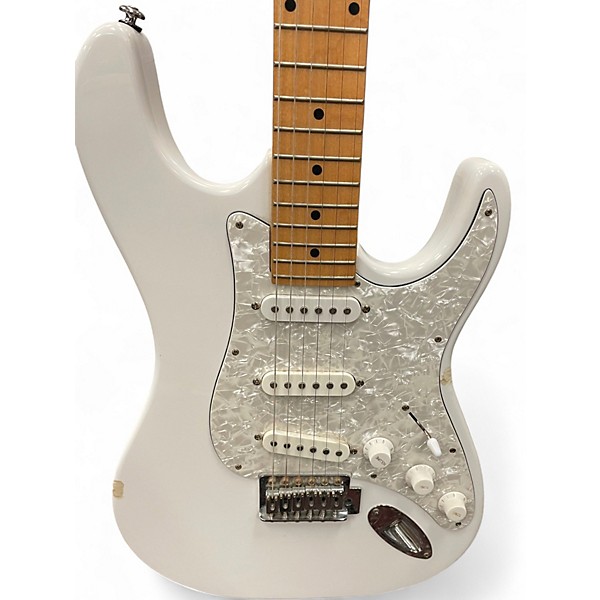 Used Samick VALLEY ARTS CUSTOM PRO SHOP WHITE Solid Body Electric Guitar