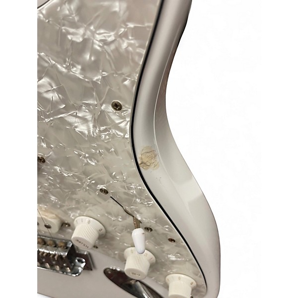 Used Samick VALLEY ARTS CUSTOM PRO SHOP WHITE Solid Body Electric Guitar