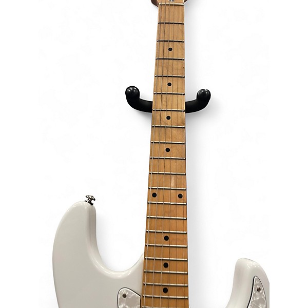 Used Samick VALLEY ARTS CUSTOM PRO SHOP WHITE Solid Body Electric Guitar