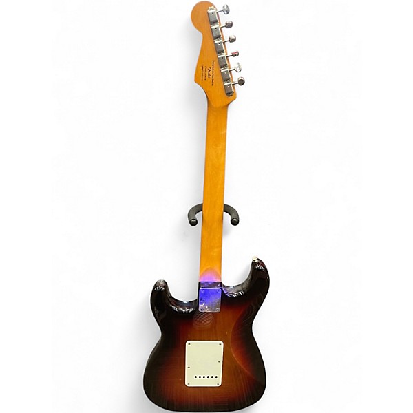 Used Squier Classic Vibe 1960S Stratocaster 3 Tone Sunburst Solid Body Electric Guitar